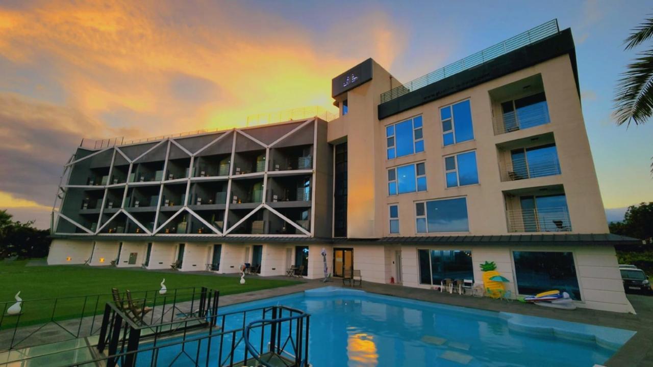 Gladsheim Hotel Seogwipo Ngoại thất bức ảnh