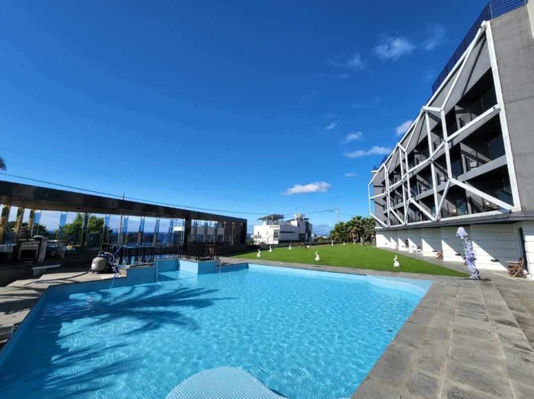 Gladsheim Hotel Seogwipo Ngoại thất bức ảnh