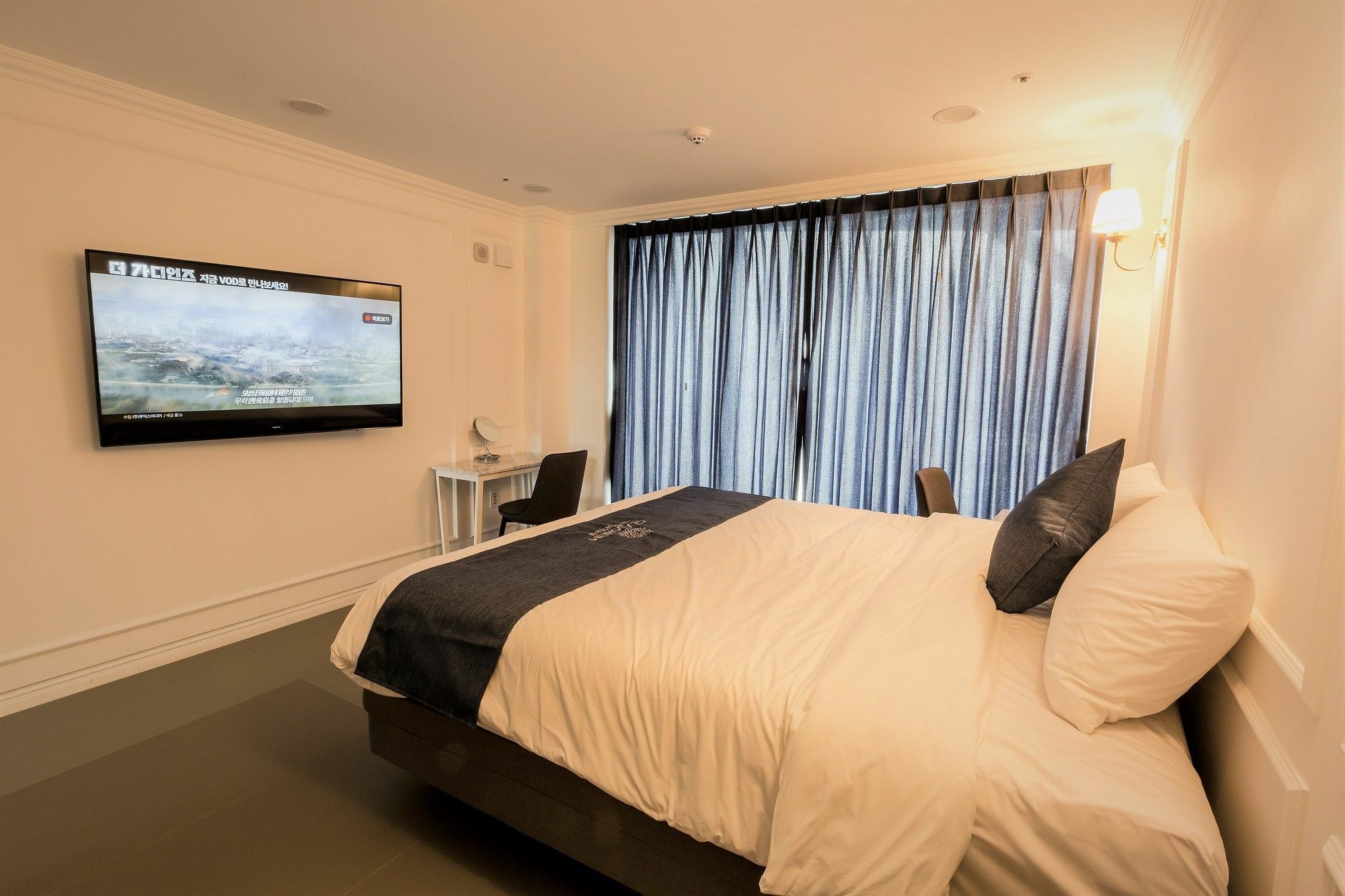 Gladsheim Hotel Seogwipo Ngoại thất bức ảnh