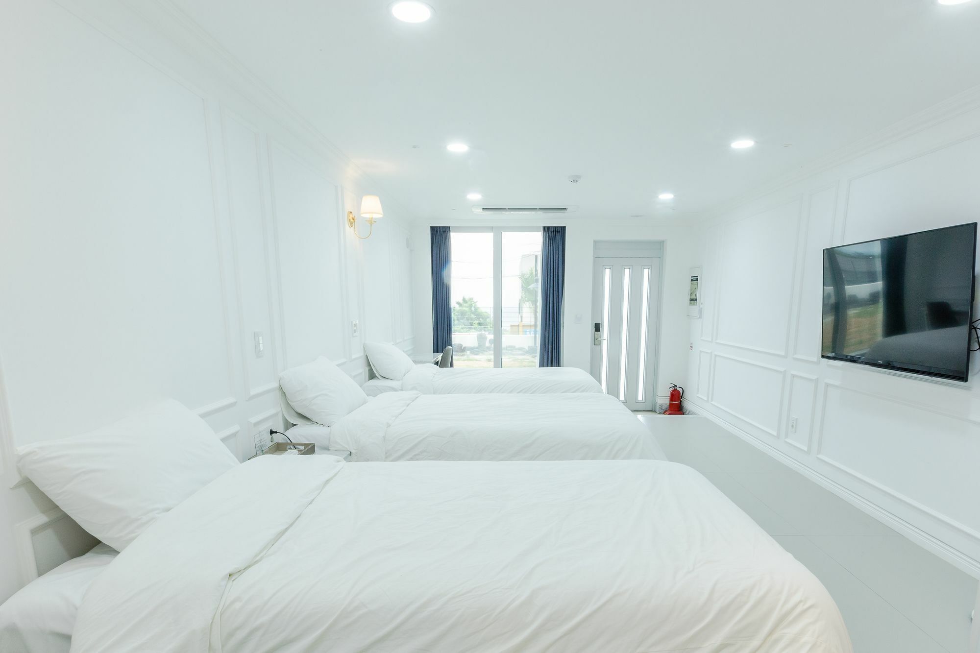Gladsheim Hotel Seogwipo Ngoại thất bức ảnh