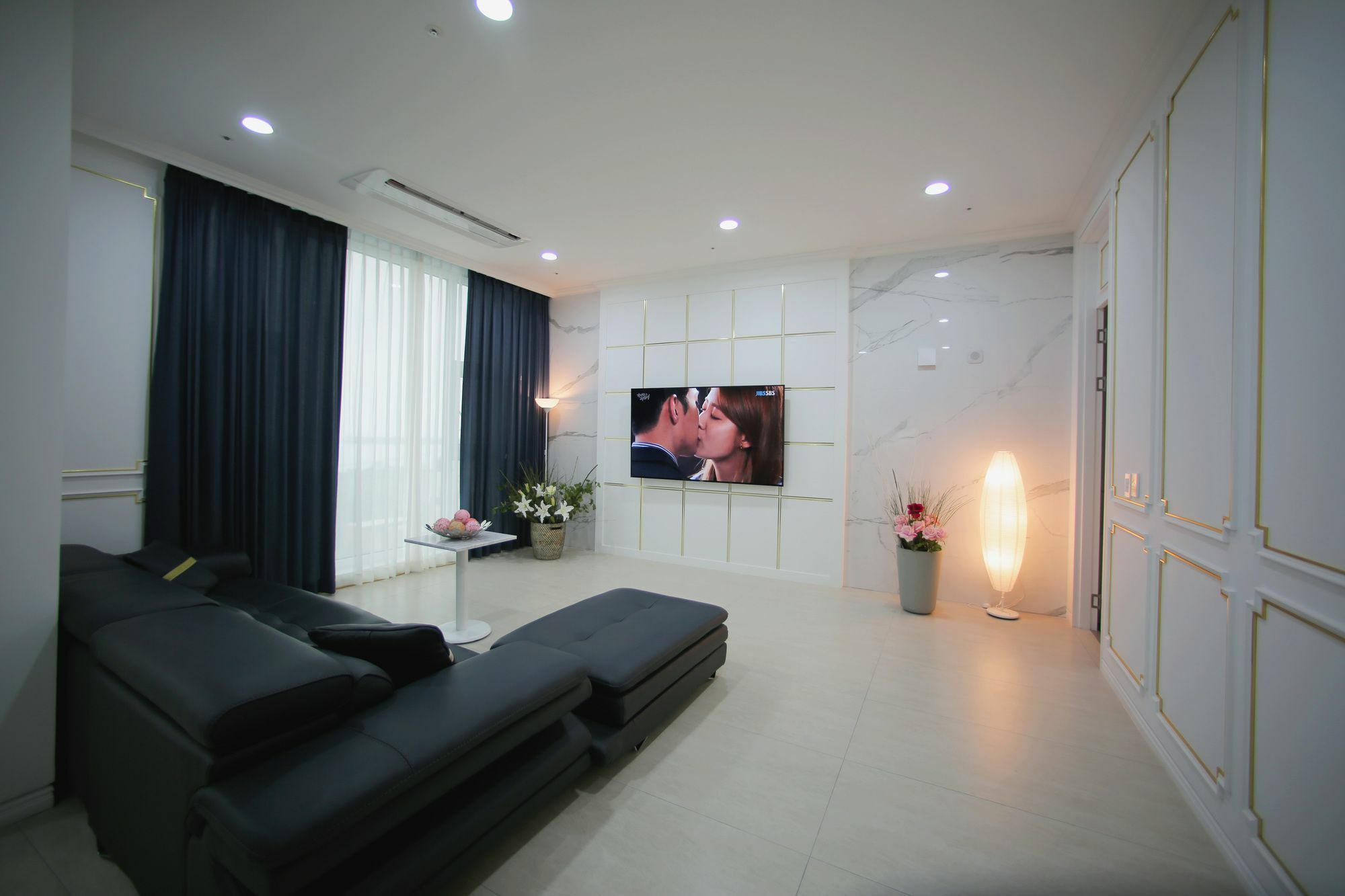 Gladsheim Hotel Seogwipo Ngoại thất bức ảnh